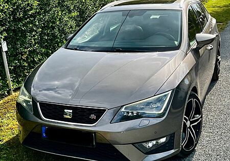 Seat Leon ST 1.8 TSI 132kW Start&Stop FR DSG FR