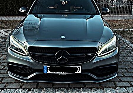 Mercedes-Benz C 63 AMG Mercedes-AMG C 63 Mercedes-AMG