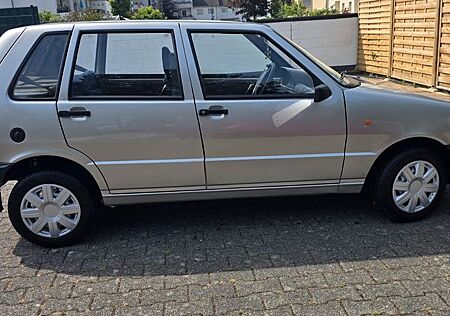 Fiat Uno , 27.820 km