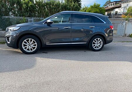 Kia Sorento 2.2 CRDi AWD Platinum Edition Automa...