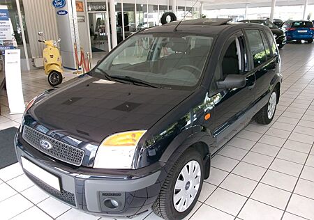 Ford Fusion Ambiente 1,2/PANORAMA/1.HAND/AHK/44TKM