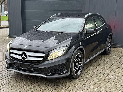 Mercedes-Benz GLA 200 AMG Line SHZ/Navi/LM