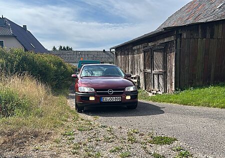 Opel Omega 2.0 16V