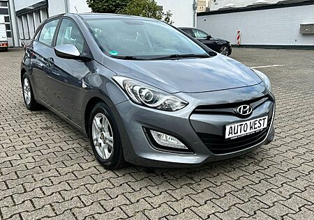 Hyundai i30 *1 Hand*Tüv & Au NEU*1.4 CRDI
