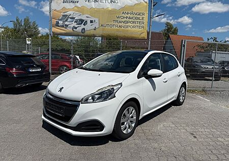 Peugeot 208 1.2VTi Panorama Klima SHZ PDC Media Tempomat