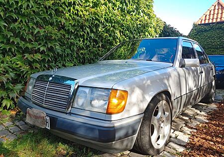 Mercedes-Benz 260 gebraucht kaufen Mercedes-Benz 260