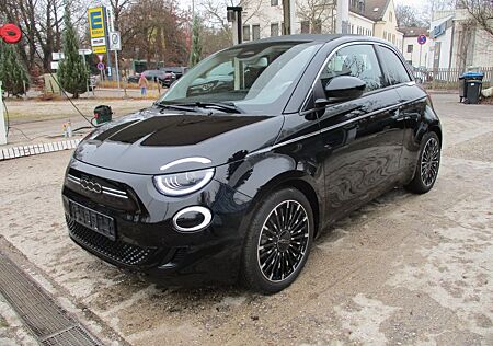 Fiat 500E La Prima Stauassistent