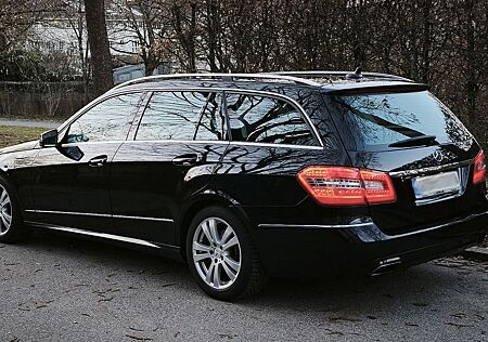 Mercedes-Benz E 220 CDI T BlueEFFICIENCY AVANTGARDE AVANTGARDE