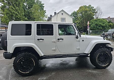 Jeep Wrangler Unlimited 3.6 Automatik BIG SAHARA