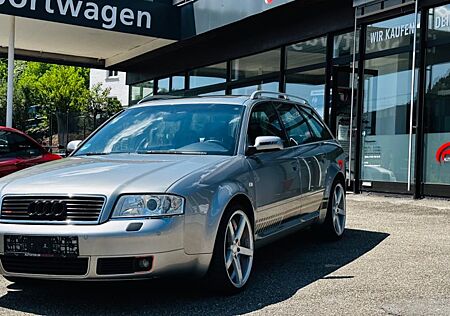 Audi A6 Avant 4.2 quattro V8 NAVI PDC SCHIEBEDACH SHZ
