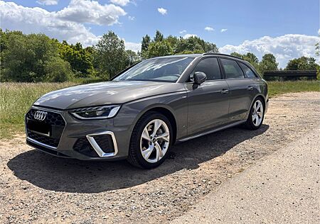Audi A4 45 TFSI S tronic quattro S line Avant S line