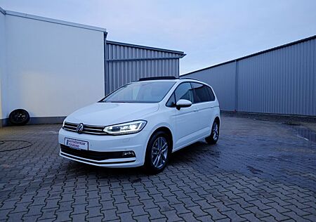 VW Touran Volkswagen 4ALL 1.5 TSI DSG Pano/Navi/Kame/7-S/17Z