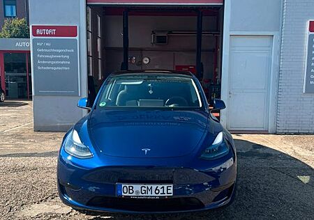 Tesla Model Y Basis RWD KAMERA KLIMA NAVI