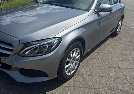 Mercedes-Benz C 180 EXCLUSIVE EXCLUSIVE