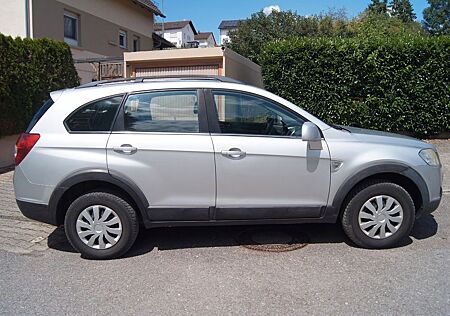 Chevrolet Captiva 2.0 D LS / 7 Sitzer/ TÜV neu