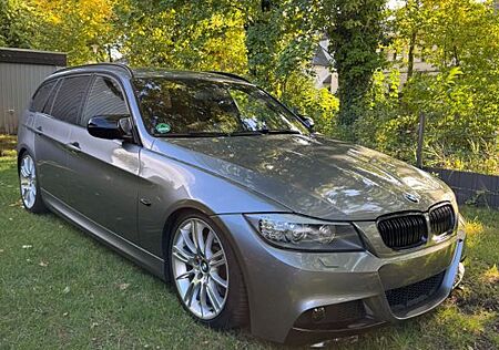 BMW 330d Touring -