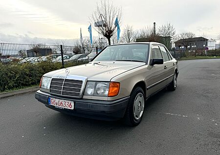 Mercedes-Benz 260 Mercedes E Klasse 124 TÜV NEU+H Kennzeichen