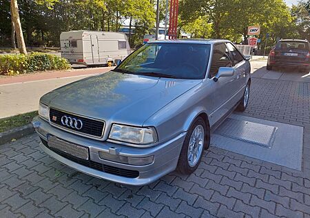 Audi S2 2.2 Coupe -