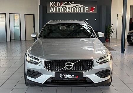 Volvo V60 Cross Country Basis AWD