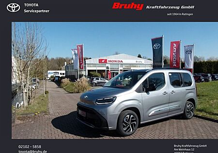 Toyota Pro Ace Proace City Verso 1.5 D-4D L1 Aut Team D Navi