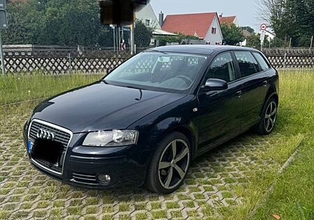 Audi A3 1.6 Attraction Sportback Attraction