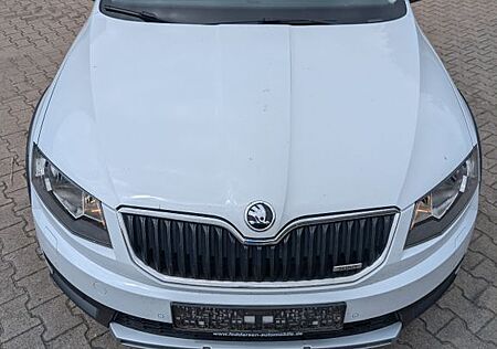 Skoda Octavia 2.0 TDI DSG 4x4 Scout Combi Scout