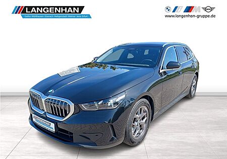 BMW 520d Touring HK HiFi DAB LED Komfortzg. AHK