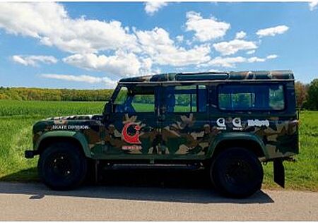 Land Rover Defender 110 Td5 Station Wagon S S