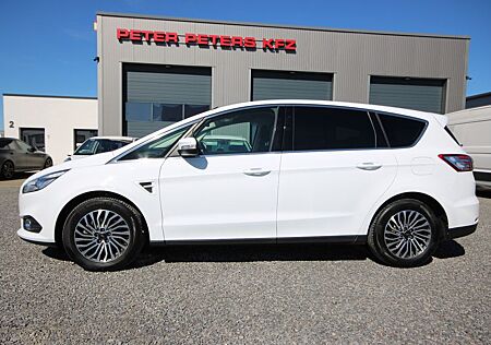 Ford S-Max Titanium