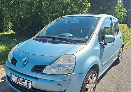 Renault Modus Dynamique 1.2 16V TCE 100 eco2...