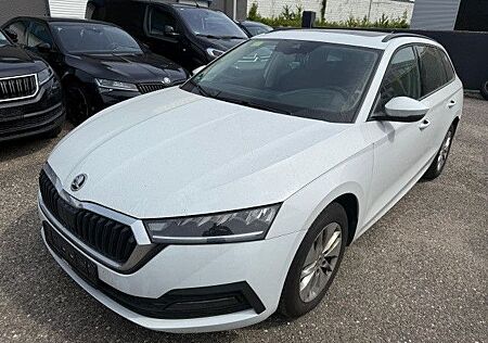 Skoda Octavia Combi 2.0 TDI DSG/Virtua/Pano/12700netto