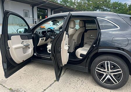 Mercedes-Benz GLA 200 Progressiv MBUX, Multibeam