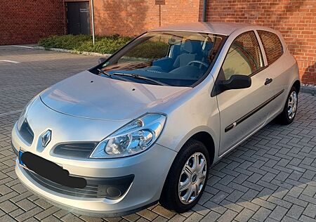 Renault Clio 1.2 16V Klima,Wenig KM,TÜV neu