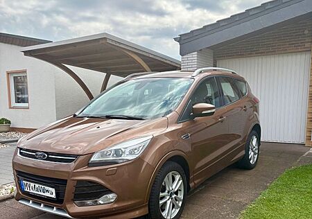 Ford Kuga 1,6 EcoBoost 4x4 134kW Individual Autom...