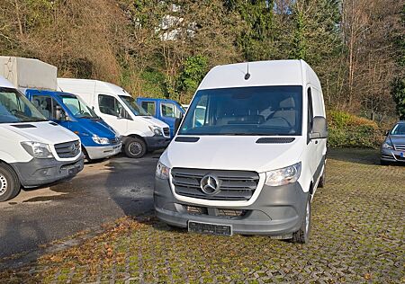 Mercedes-Benz Sprinter 317 L2H2.Navi.Klima.Kamera.Ahk.3.5T
