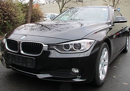BMW 318 d Touring Klima Xenon PDC AHK Navi Sitzheiz.