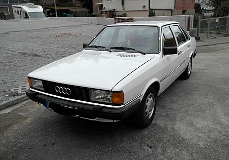 Audi 80 - Oldtimer für Liebhaber - Sehr guter Zustand