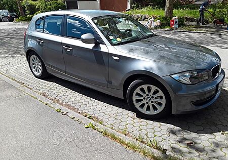 BMW 116i -E 87