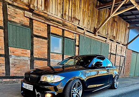 BMW 118d Coupé M-Paket, Rieger Front, HU bis 11/26