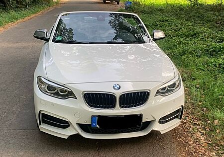 BMW 240 M240i Cabrio