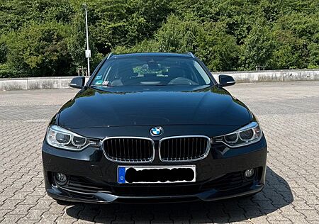 BMW 330d Touring Automatic -