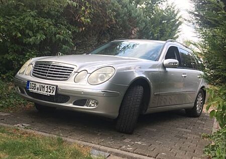 Mercedes-Benz E 240 4MATIC T ELEGANCE Elegance