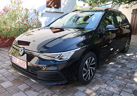 VW Golf Volkswagen VIII Variant Life*NAVI*Sportsitze*LED