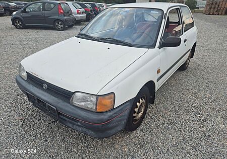 Toyota Starlet 1.3 XLi 1.Hand nur 147000 Km