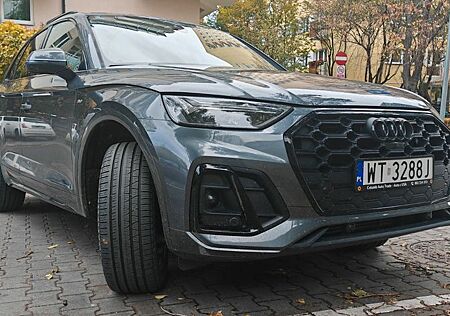 Audi Q5 55 TFSI e S tronic quattro S line 367 KM