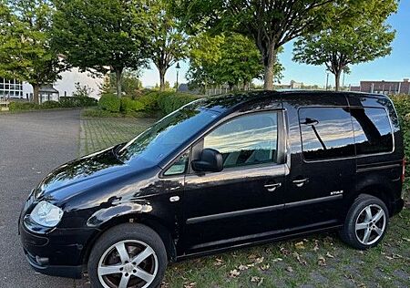 VW Caddy Volkswagen Life 1.9 TDI 77kW DSG 7-Sitzer Style Style