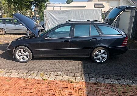 Mercedes-Benz C 350 4MATIC T AVANTGARDE Avantgarde AHK ALLRAD