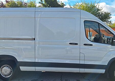 Maxus Deliver 9