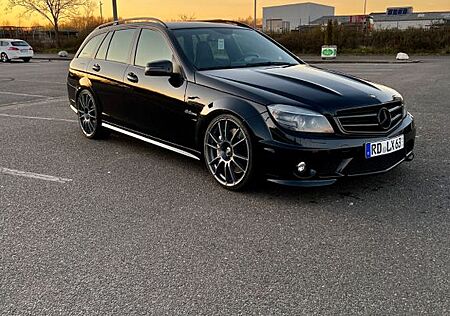 Mercedes-Benz C 63 AMG