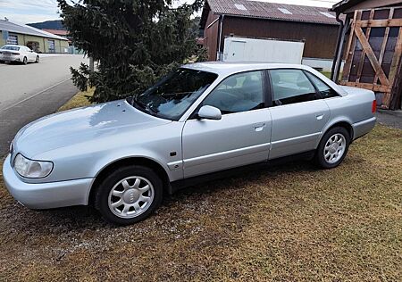 Audi A6 2.6 Auto -